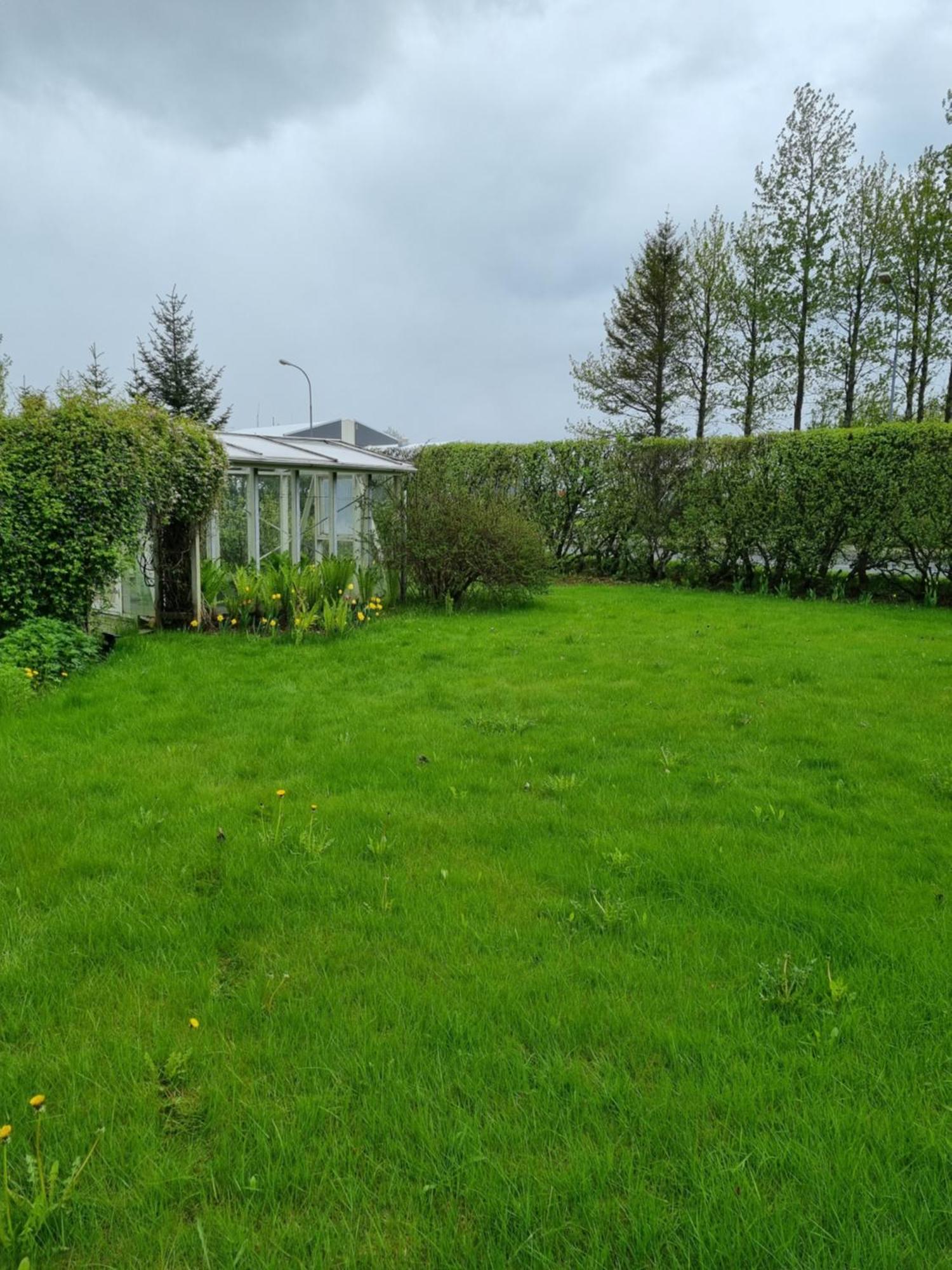 Spoi Guesthouse Hvolsvöllur Zewnętrze zdjęcie